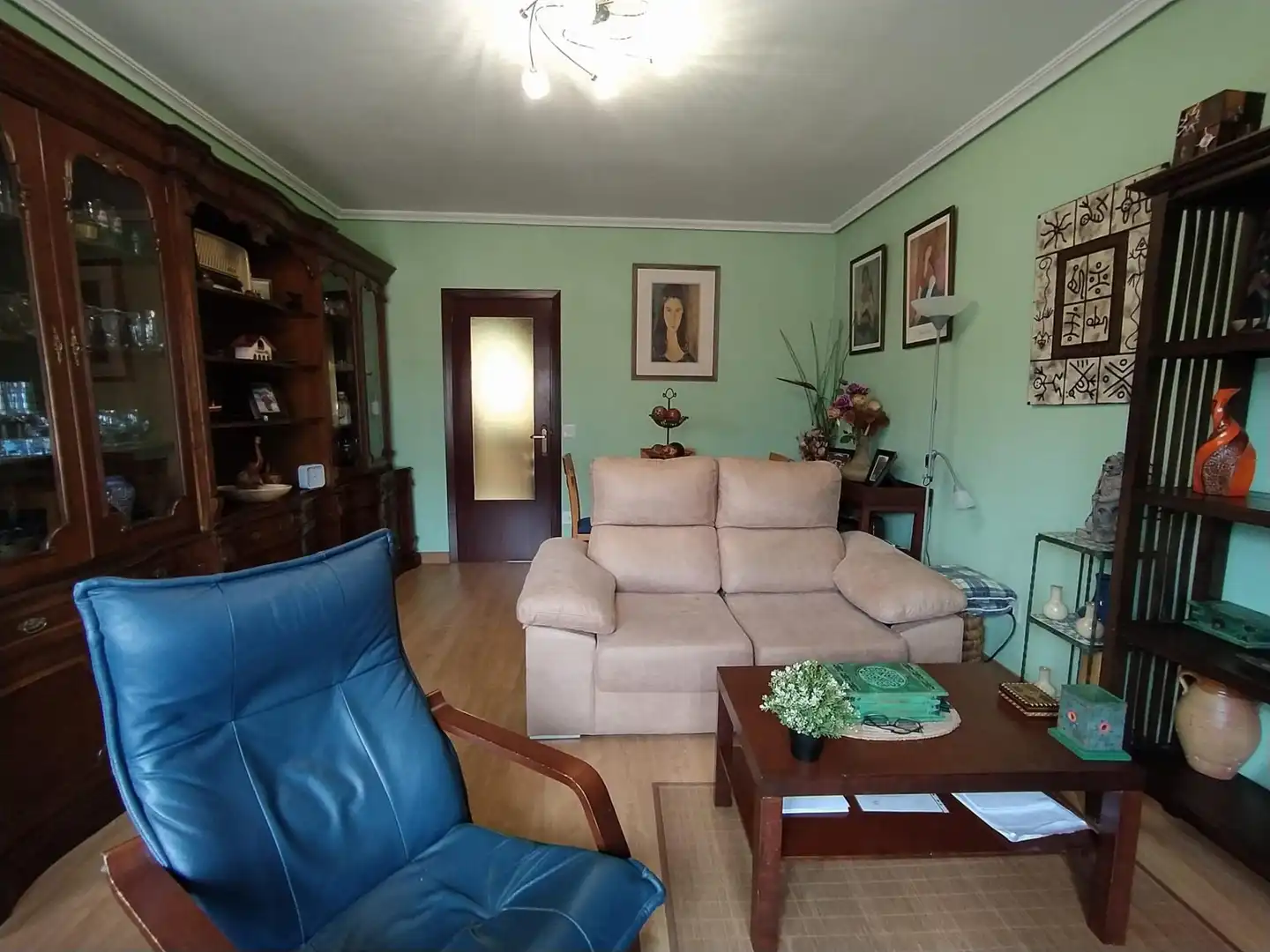 Sala de estar de Piso en venta en Ponferrada con Calefacción, Terraza y Trastero