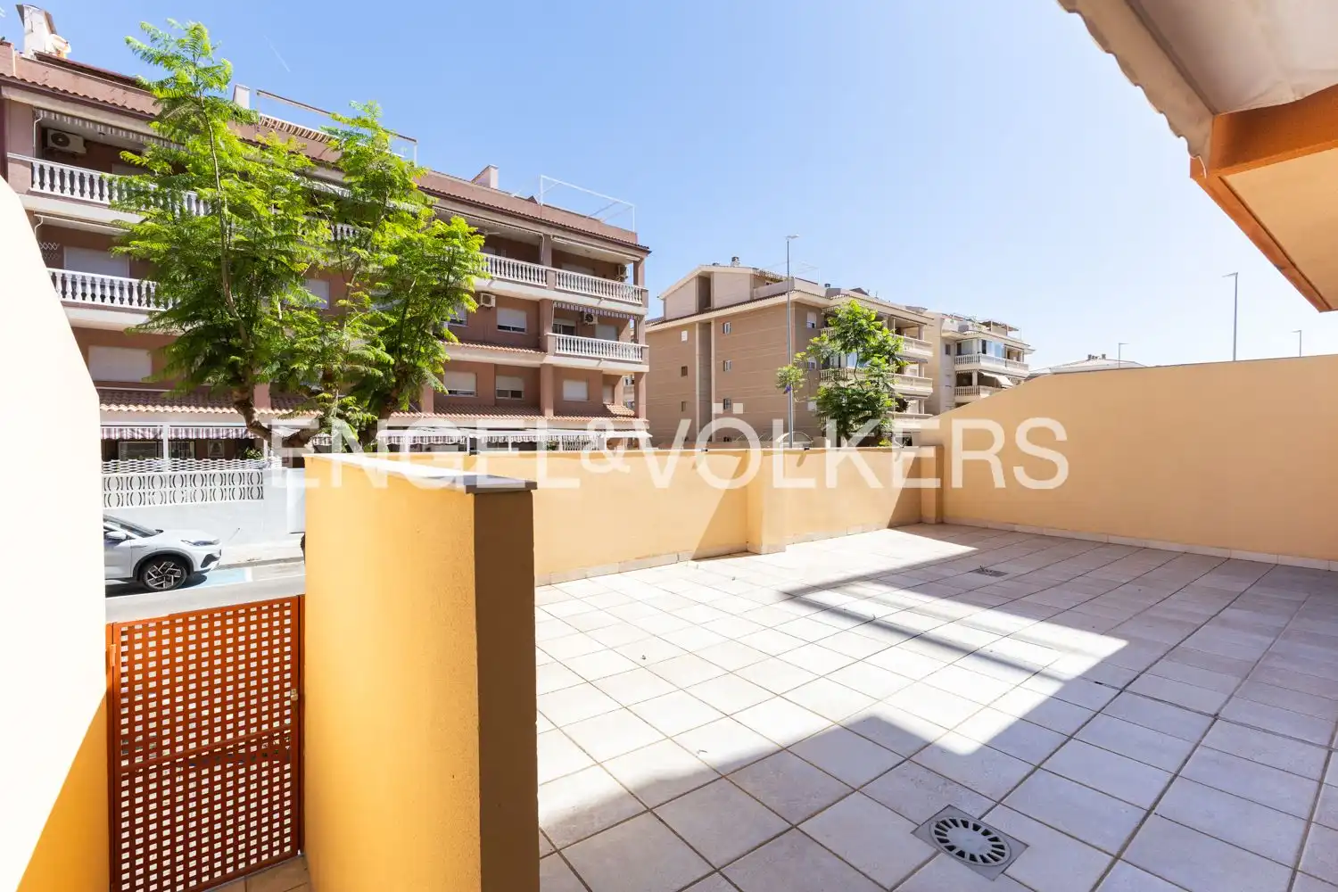 Wohnung zur Miete in Carrer José Segrelles, Canet d'En Berenguer