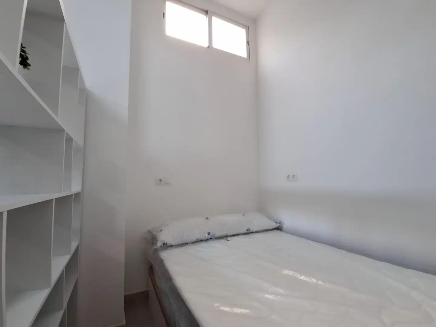 Dormitori de Apartament en venda en Málaga amb Aire condicionat i Moblat