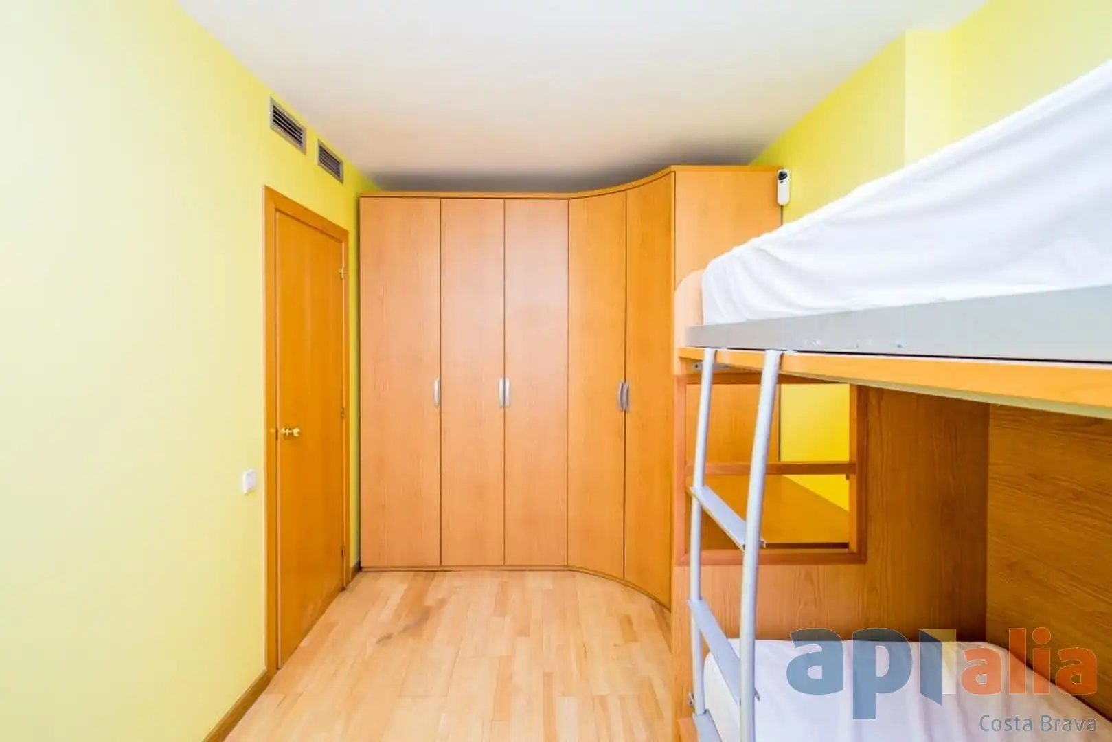 Bedroom of Ground floor for sale in Castell d'Aro, Platja d'Aro i s'Agaró  with Heating, Private garden and Storage room