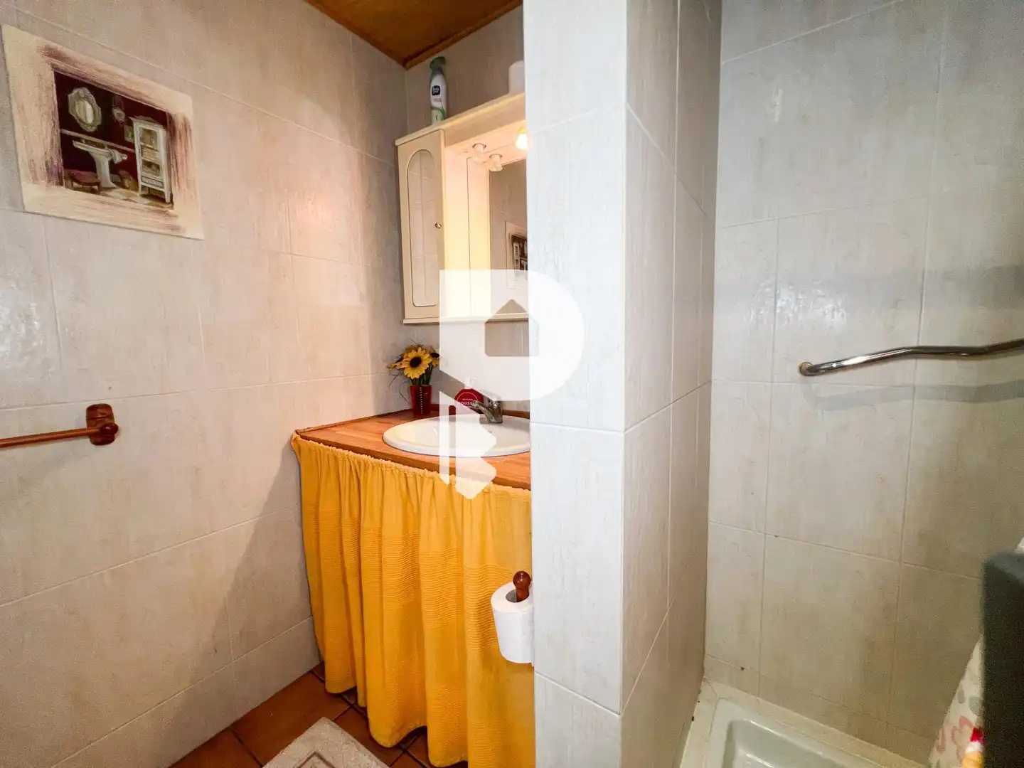 Bany de Casa o xalet en venda en Vallirana amb Calefacció, Jardí privat i Terrassa