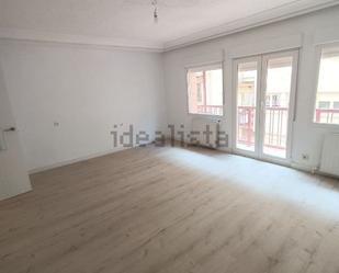 Bedroom of Flat to rent in Salamanca Capital  with Terrace and Balcony