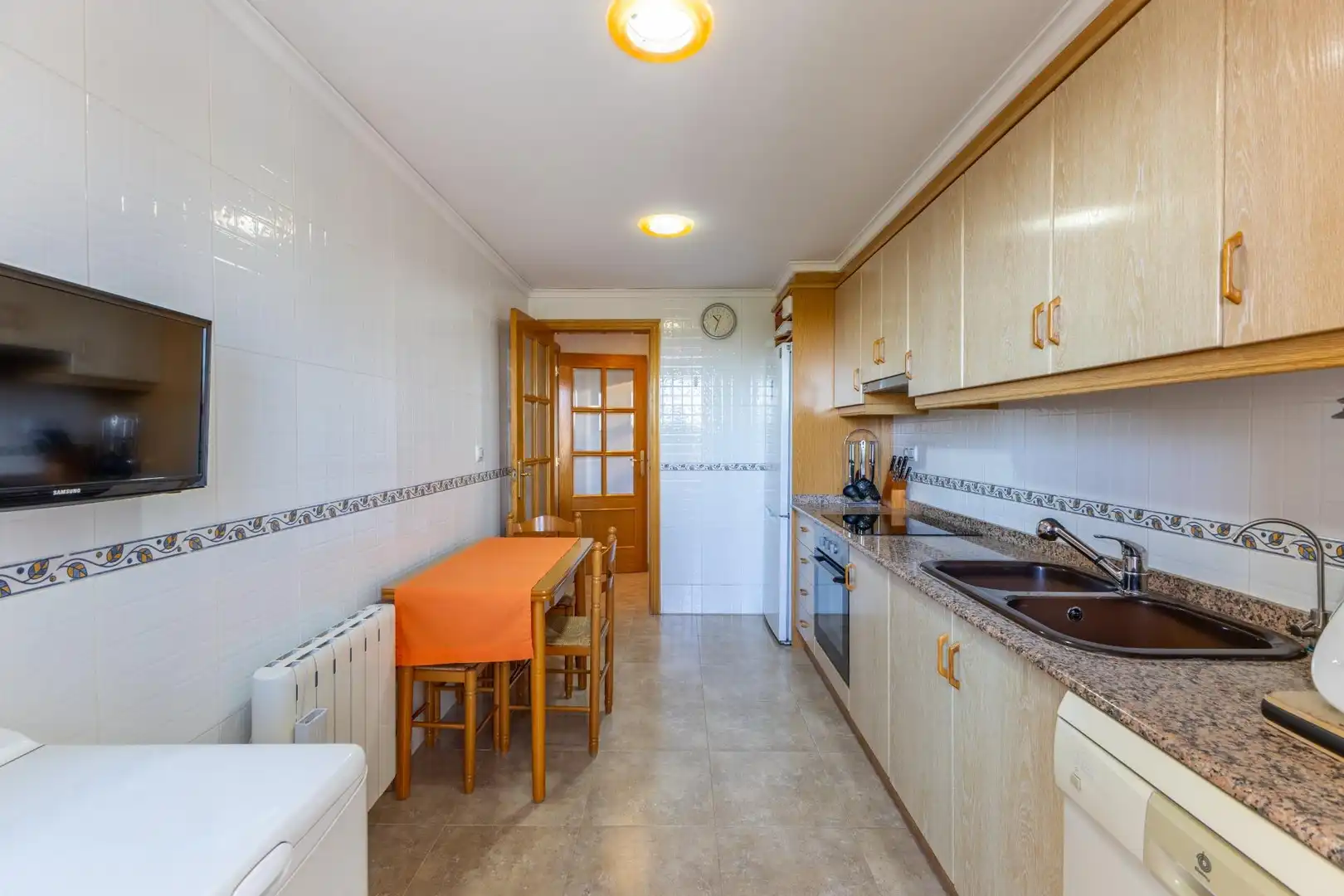 Kitchen of Flat for sale in Sagunto / Sagunt  with Air Conditioner, Heating and Storage room