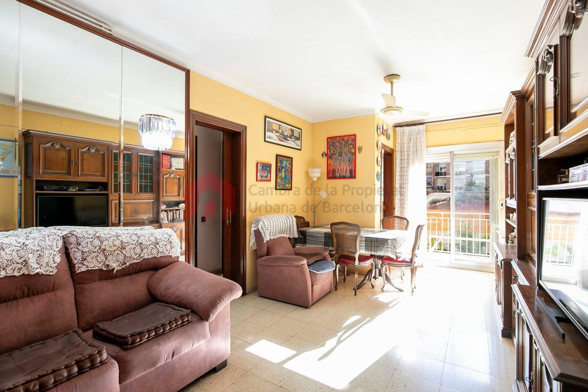 Piso en venta en Sant Antoni, Eixample