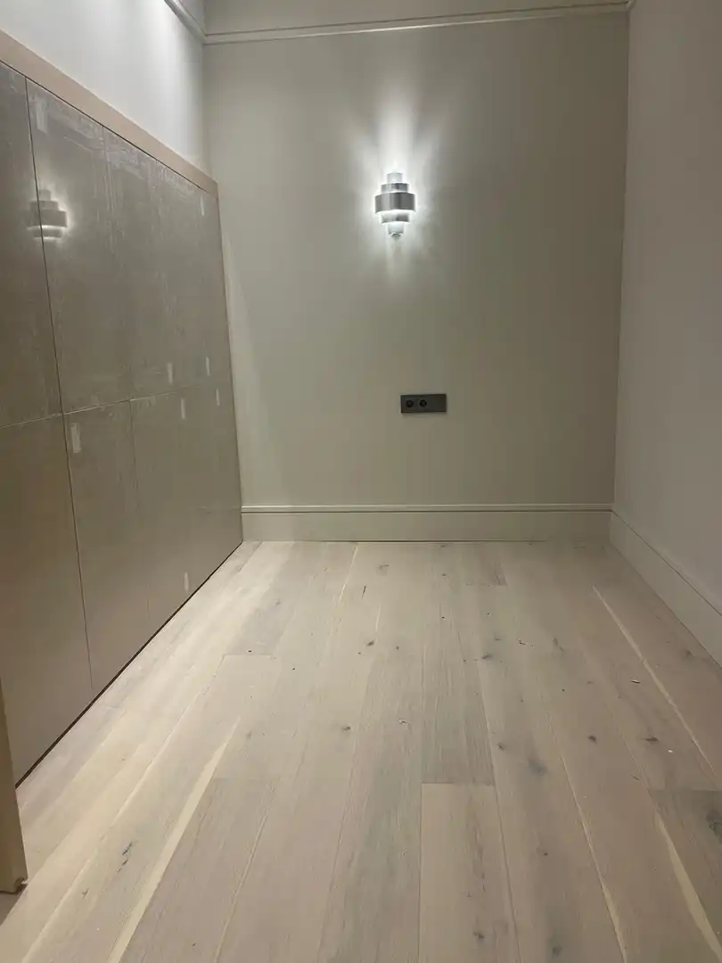 Office for sale in Barcelona  with Air Conditioner and Heating