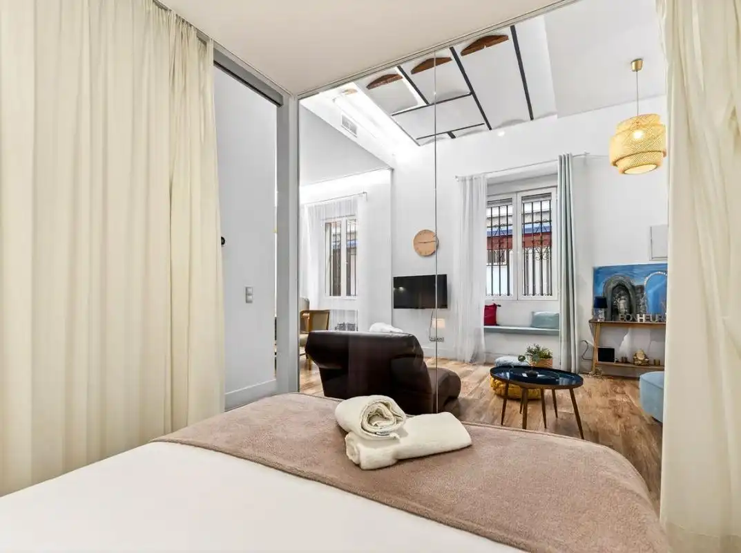 Habitación de Planta baja en venta en Madrid con Aire acondicionado, Calefacción y Amueblado