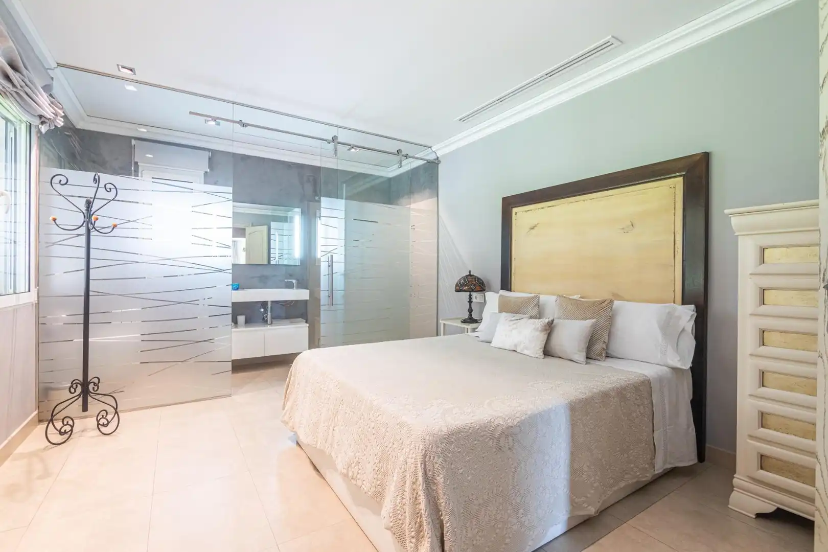 Habitación de Casa o chalet en venta en Elche / Elx con Aire acondicionado, Calefacción y Jardín privado