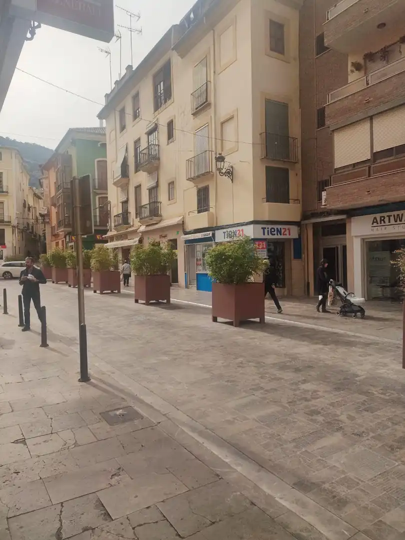 Vista exterior de Local en venta en Xàtiva con Aire acondicionado