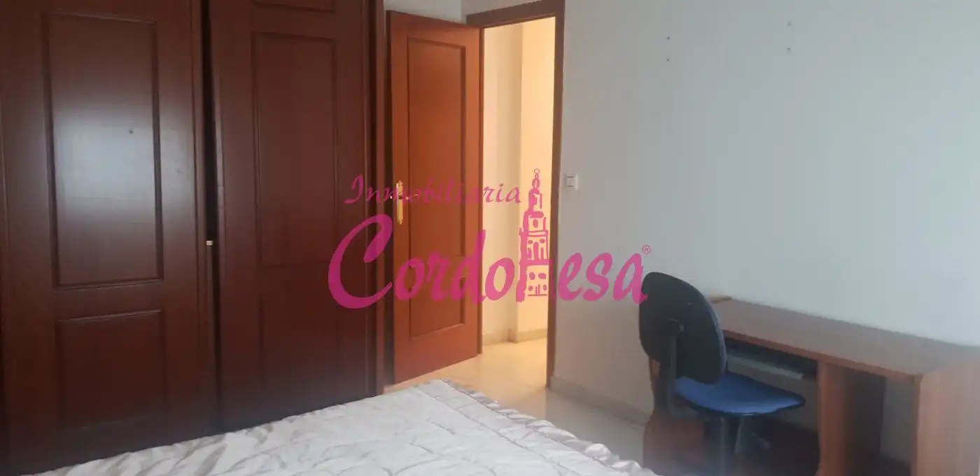 Habitación de Piso de alquiler en Córdoba con Aire acondicionado, Calefacción y Amueblado