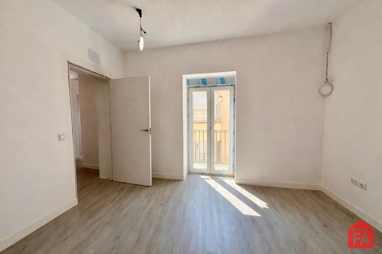 Bedroom of Flat for sale in El Vendrell