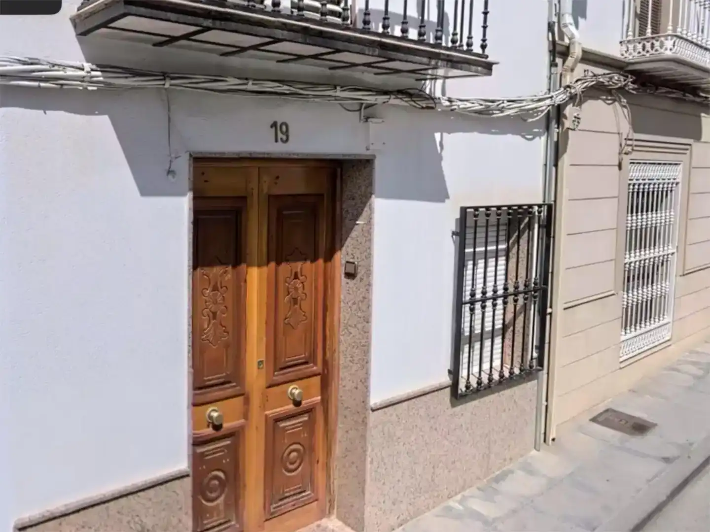 Vista exterior de Casa adosada en venda en Rus amb Balcó
