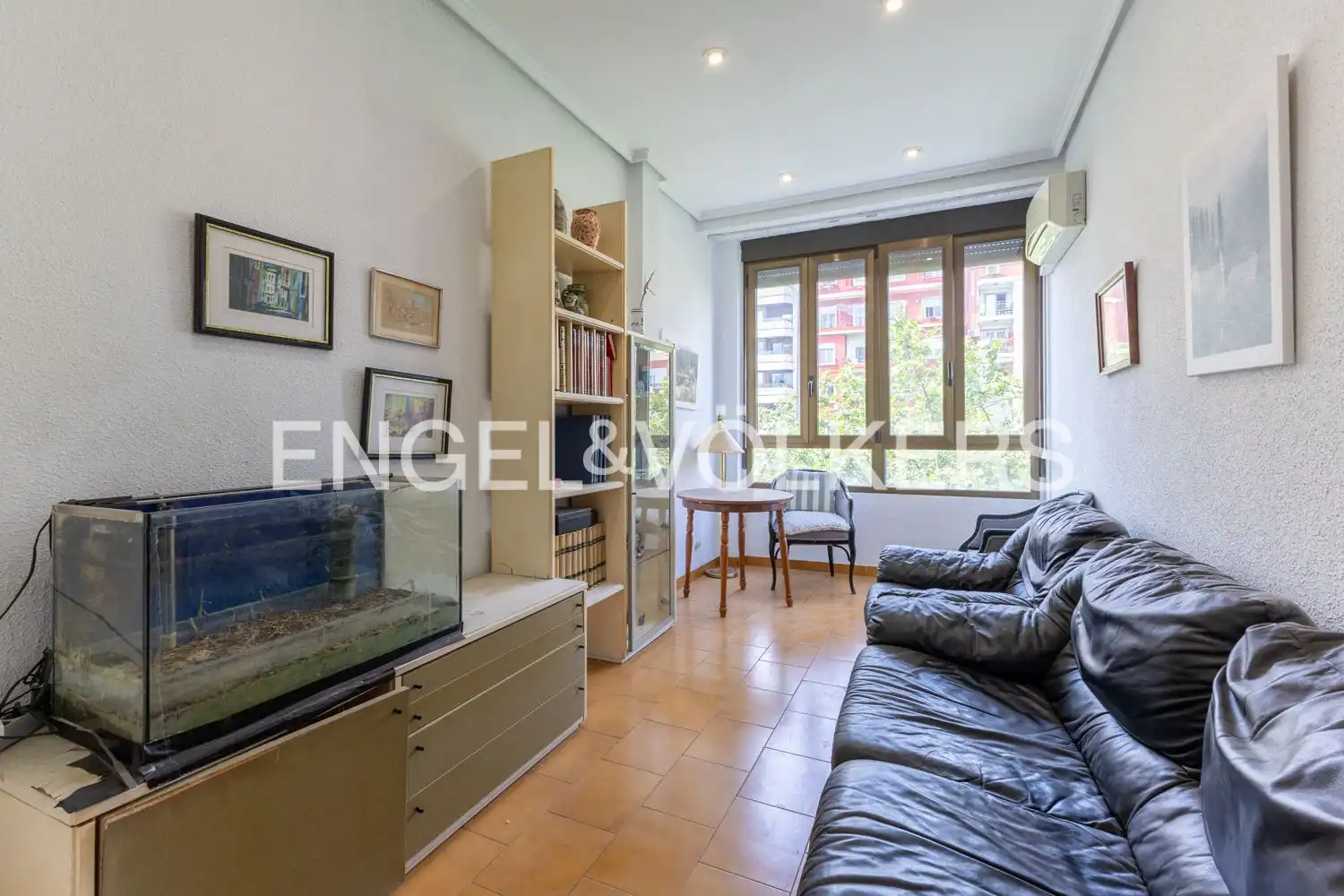Vista exterior de Piso en venta en  Valencia Capital con Aire acondicionado y Calefacción
