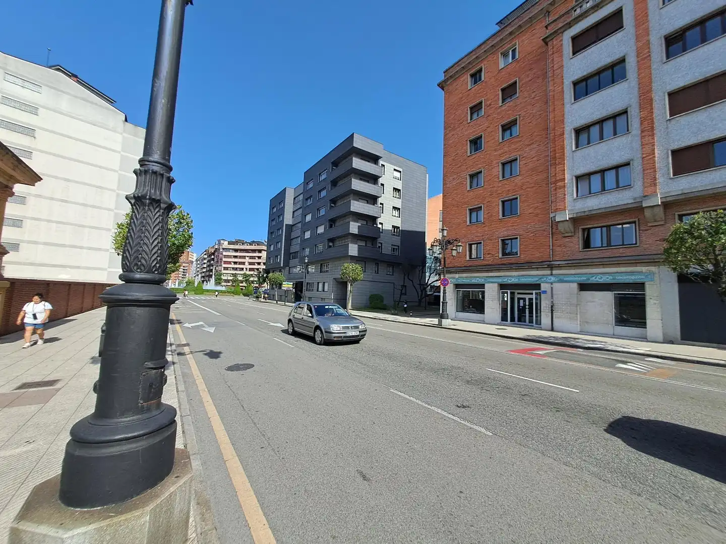 Außenansicht von Geschaftsraum zur Miete in Oviedo 