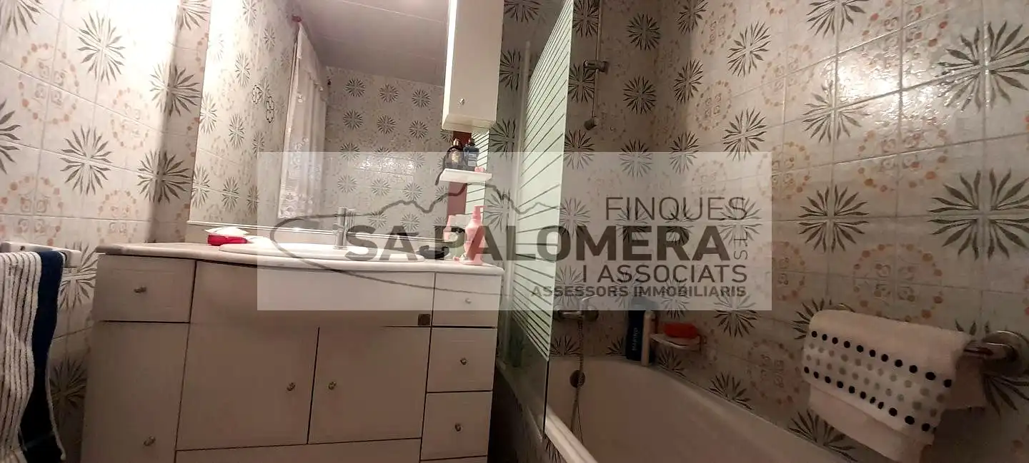 Baño de Piso en venta en Blanes con Aire acondicionado y Balcón