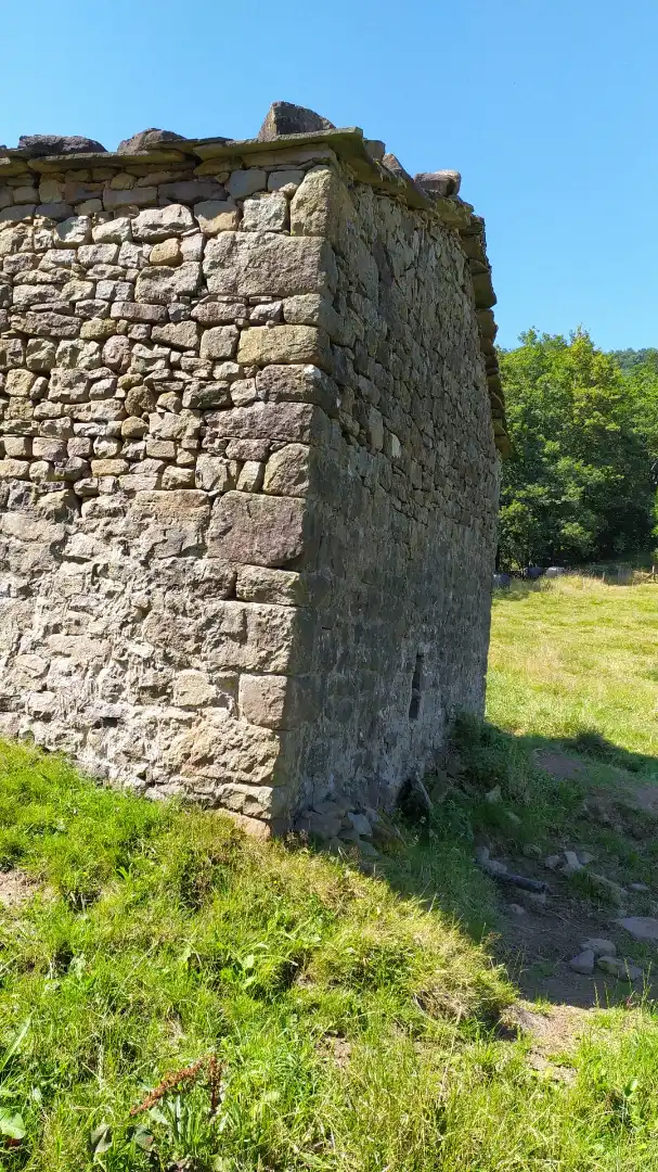 Vista exterior de Casa o xalet en venda en Vega de Pas amb Jardí privat