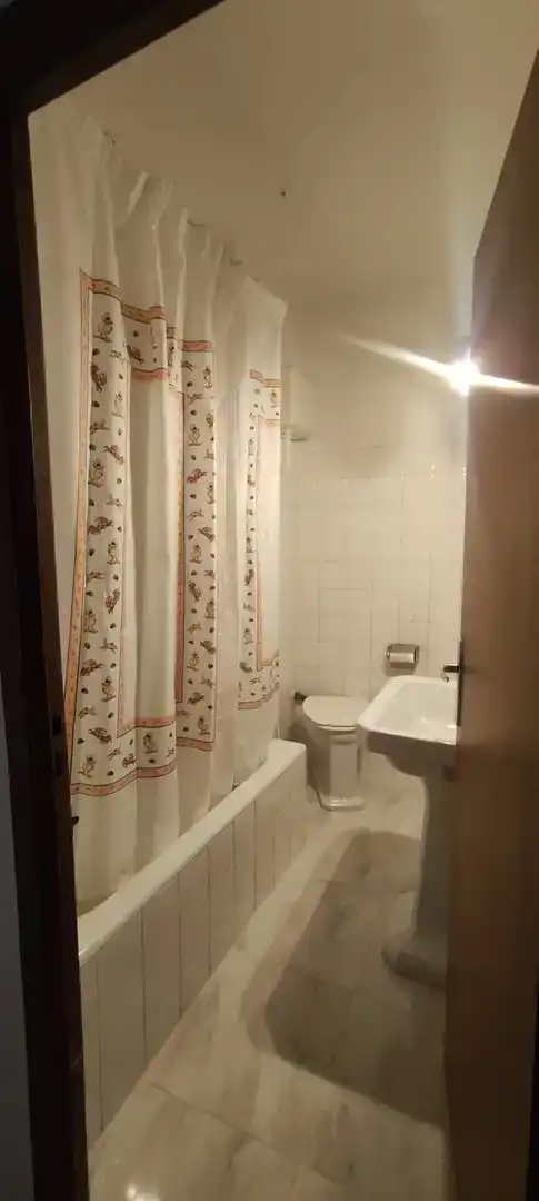 Bany de Pis en venda en Almadén amb Balcó