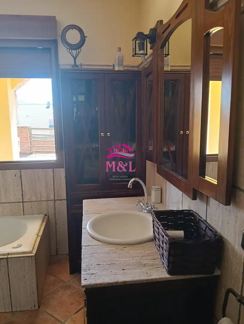 Houses for sale in Esparragalejo  with Air Conditioner, Heating and Terrace