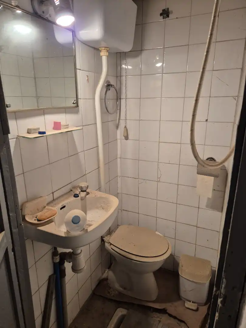 Bathroom of Houses for sale in Utrera