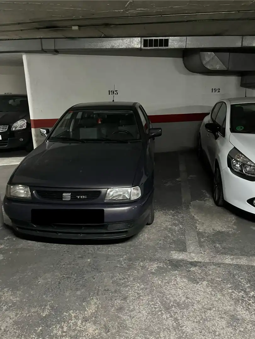 Einzelparkplatz mit Aufzug zum Verkauf in Carrer de Milà 82, imagen 2