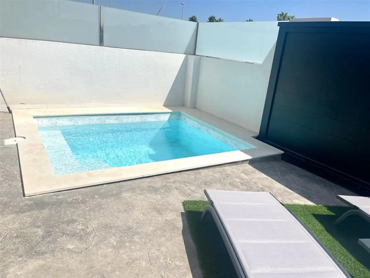 Piscina de Casa adosada en venda en Torre-Pacheco amb Aire condicionat, Jardí privat i Piscina