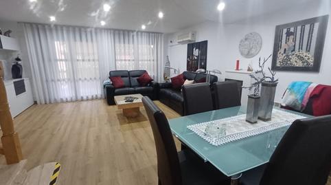 Foto 2 de Casa adosada en venda a Alcoletge, Lleida