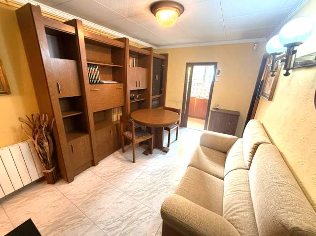 Piso en Venta en Carrer de Vidal i Guasch en Les Roquetes