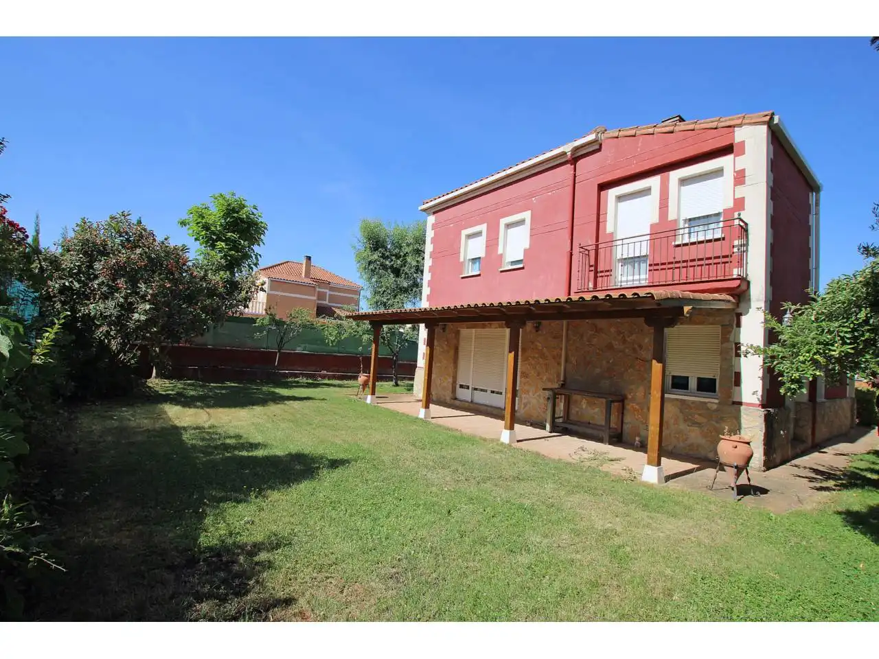Vista exterior de Casa o chalet en venta en Cabanillas del Campo con Calefacción, Jardín privado y Terraza