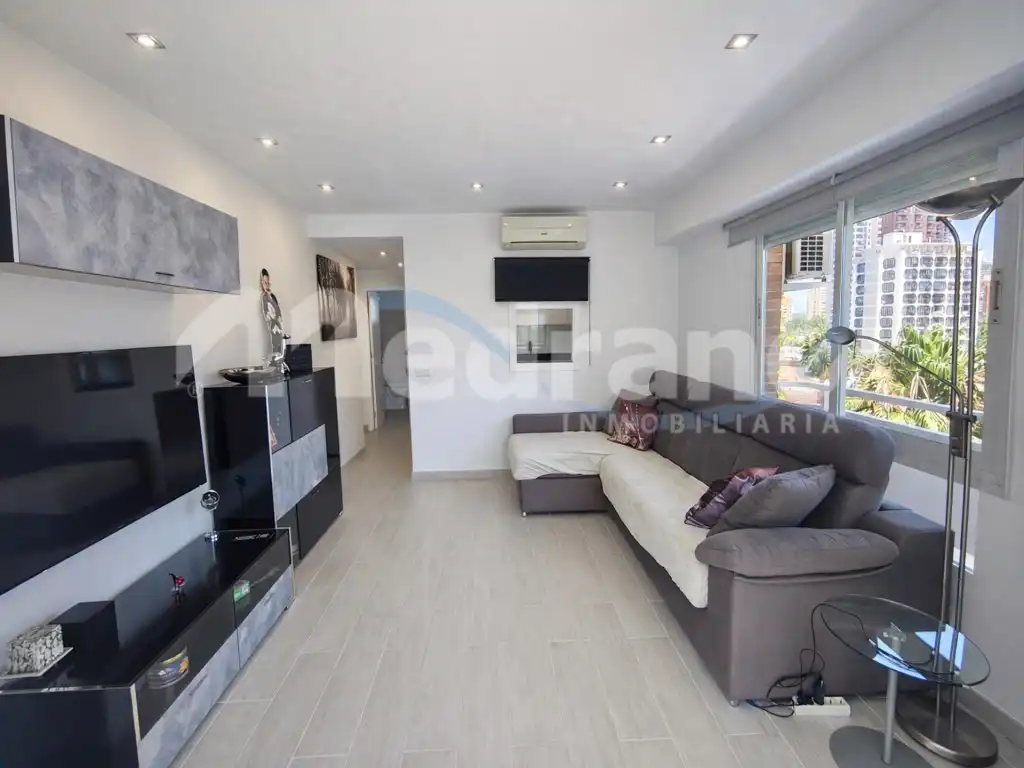 Wohnzimmer von Wohnungen zum Verkauf in Benidorm mit Klimaanlage und Terrasse