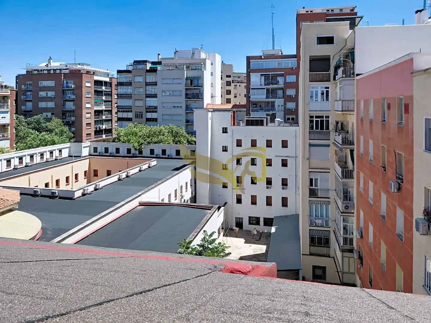 Vista exterior de Ático en venta en Madrid con Aire acondicionado, Calefacción y Terraza