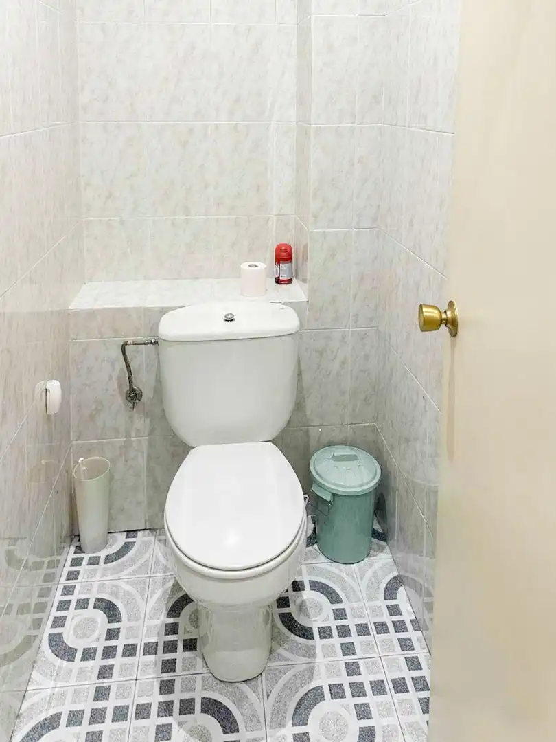 Baño de Local de alquiler en León Capital  con Aire acondicionado