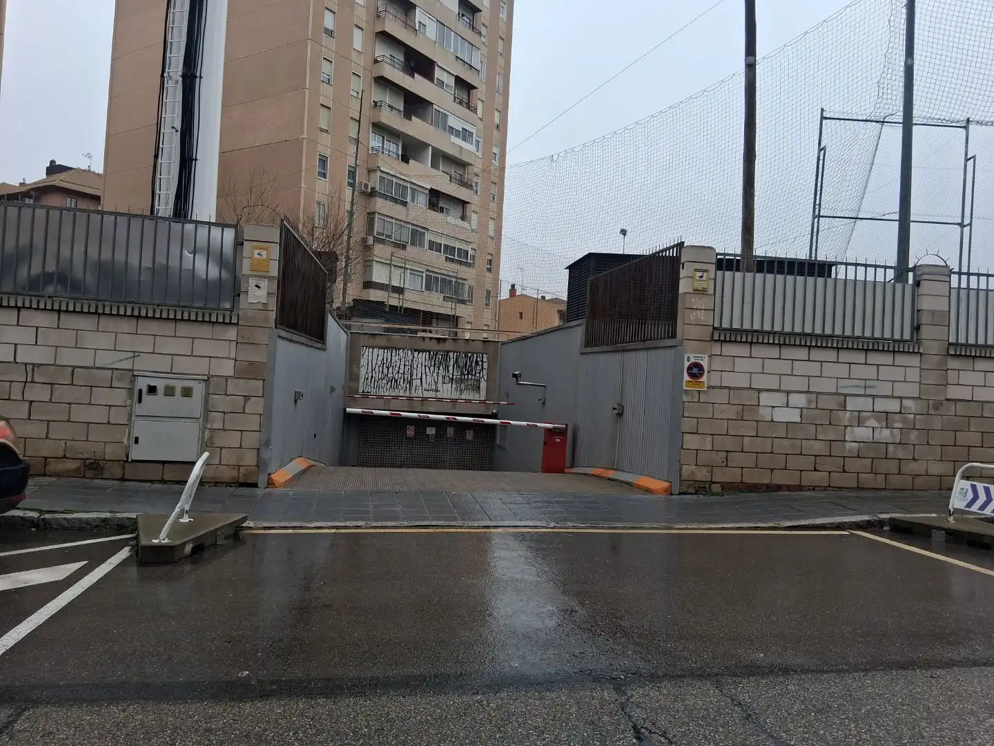 Parking de Garaje de alquiler en Plan Sur - Amistad