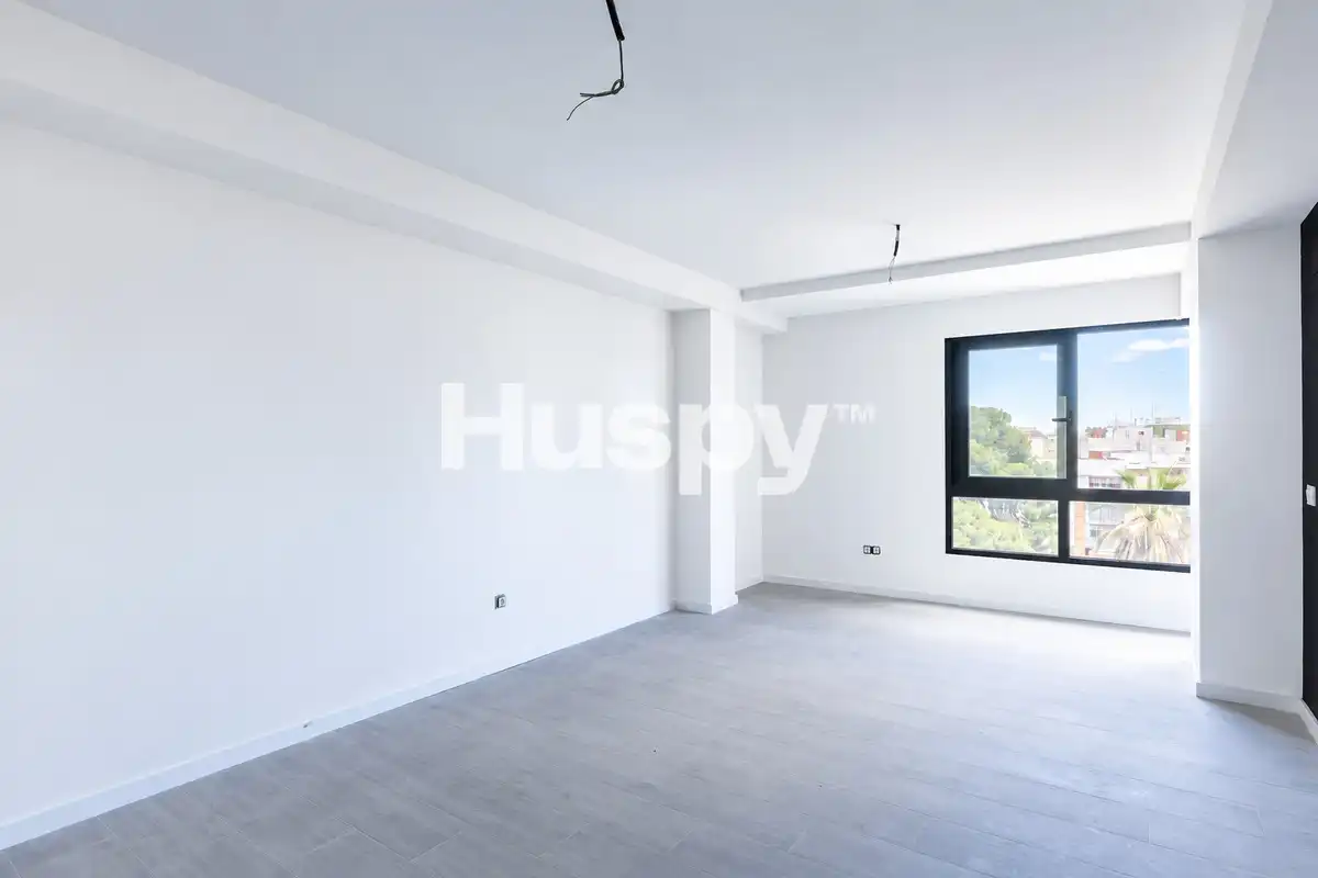 Piso con terraza en venta en Av. de Burjassot, imagen 9