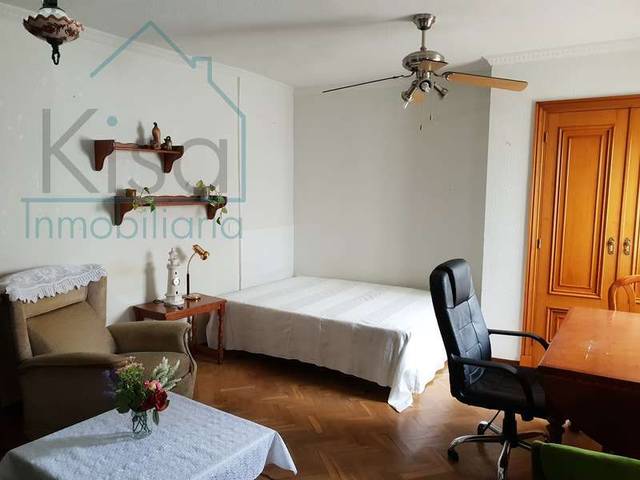 Apartamento en Alquiler en Barrio del Centro