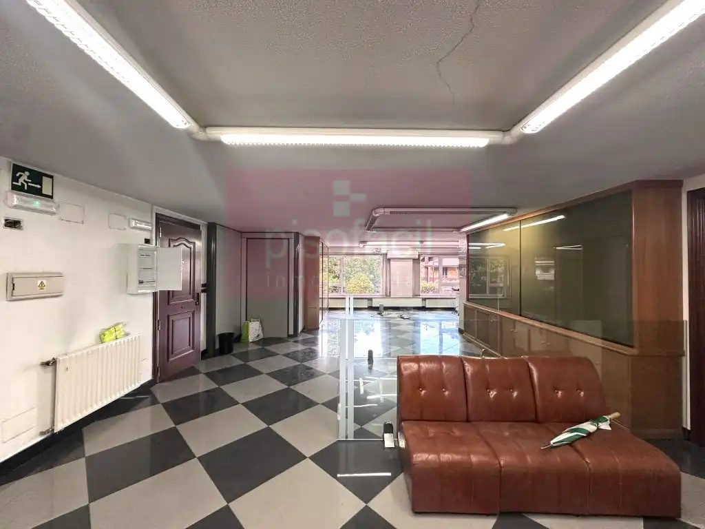 Büro zur Miete in Lugo