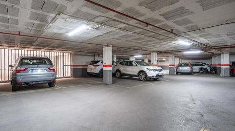 Photo 2 of Garage to rent in  Calle Enamorats, 101, El Camp de l'Arpa del Clot, Barcelona