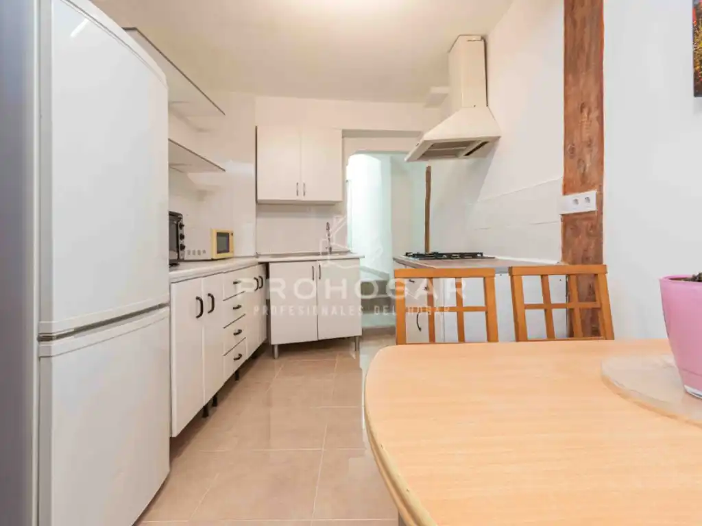 Cocina de Casa adosada en venta en El Vellón con Horno, Lavadora y Microondas