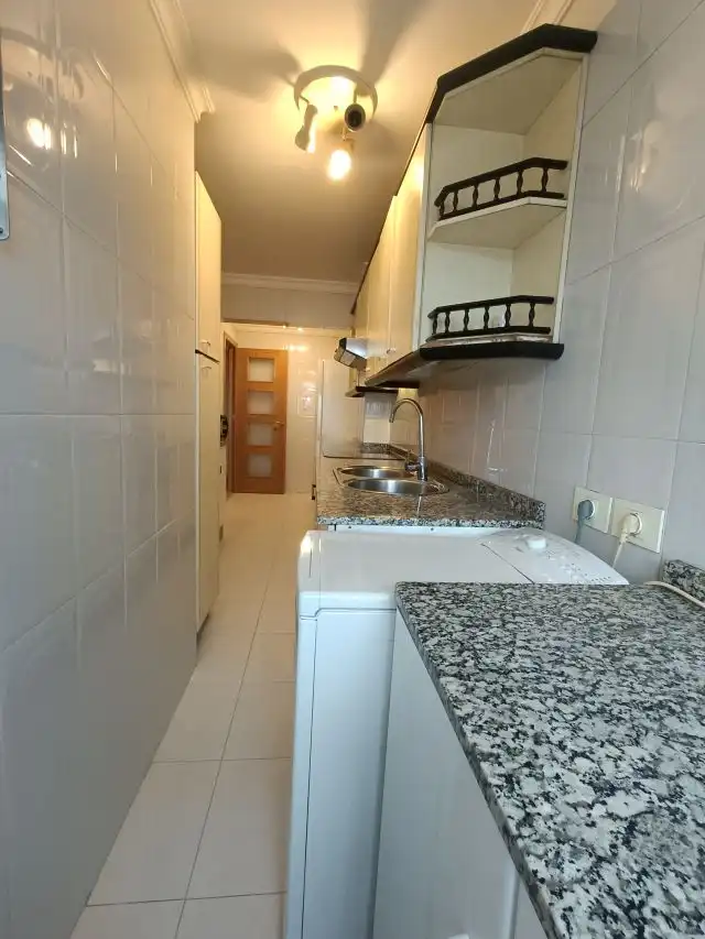 Flat for sale in Rúa Travesía de Vigo, Travesía de Vigo - San Xoán