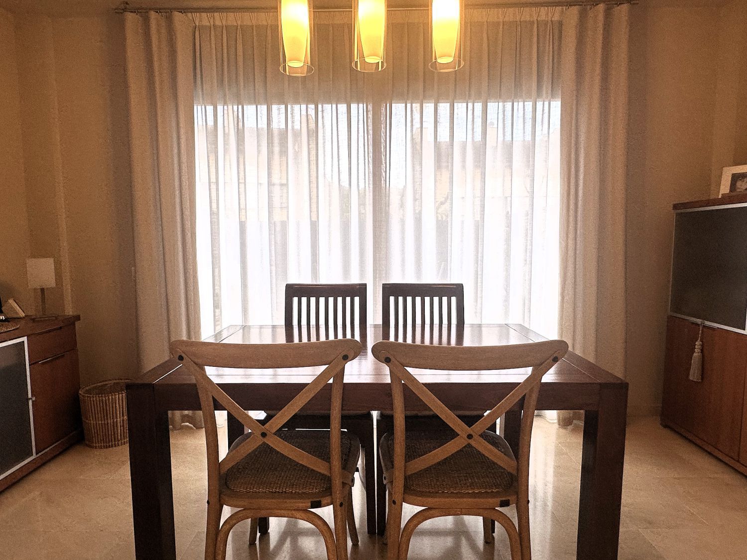 Comedor de Casa adosada en venta en Torrelles de Llobregat con Aire acondicionado, Calefacción y Terraza