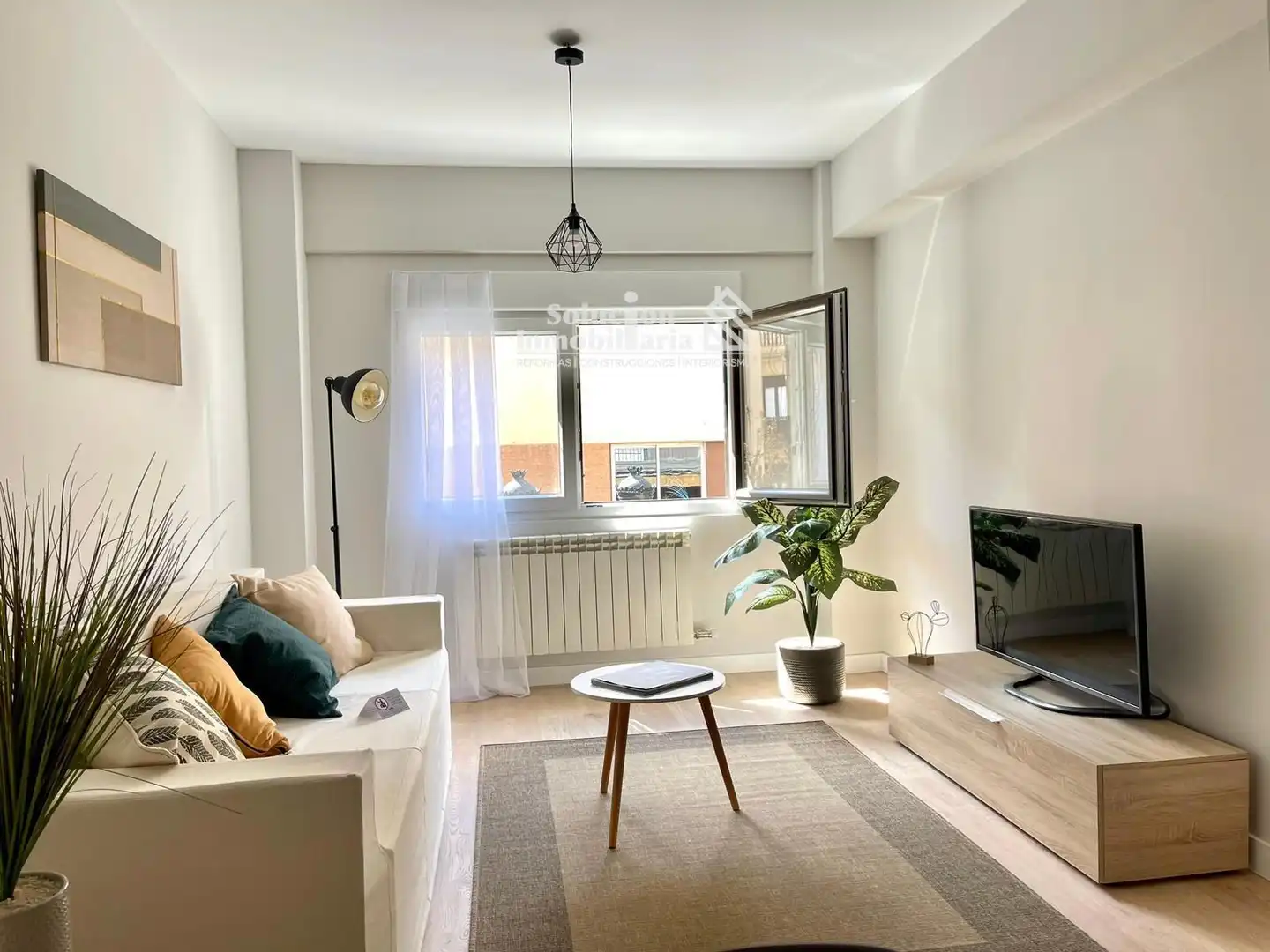 Sala de estar de Apartamento en venta en Salamanca con Calefacción y Trastero