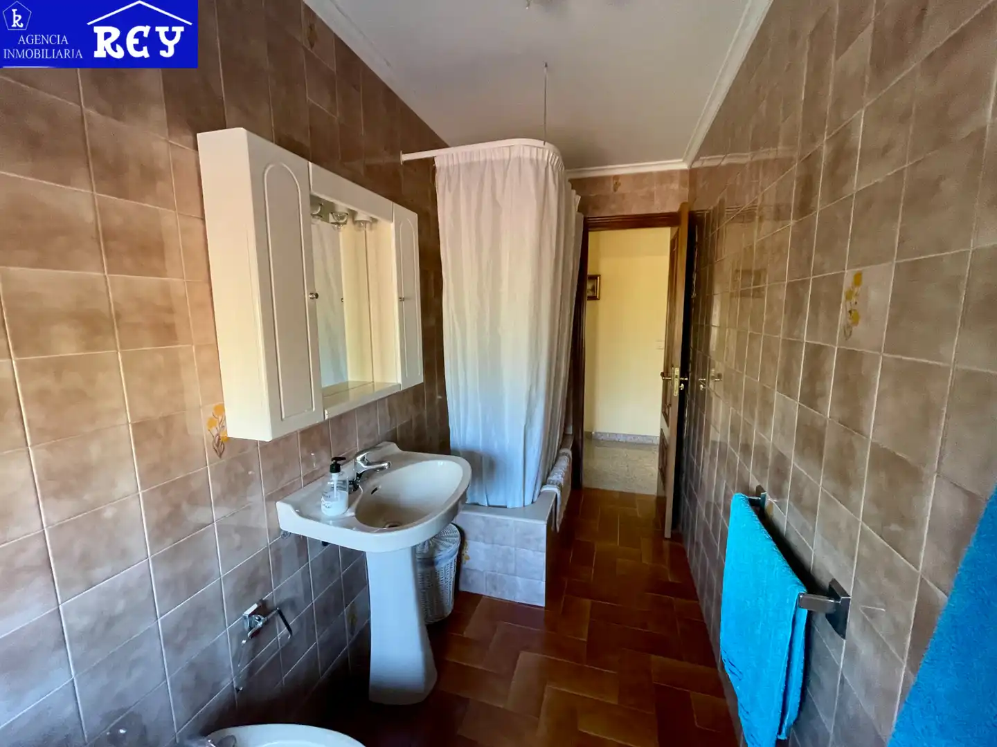 Bathroom of Detached homes for sale in Santiago de Compostela   with Private garden