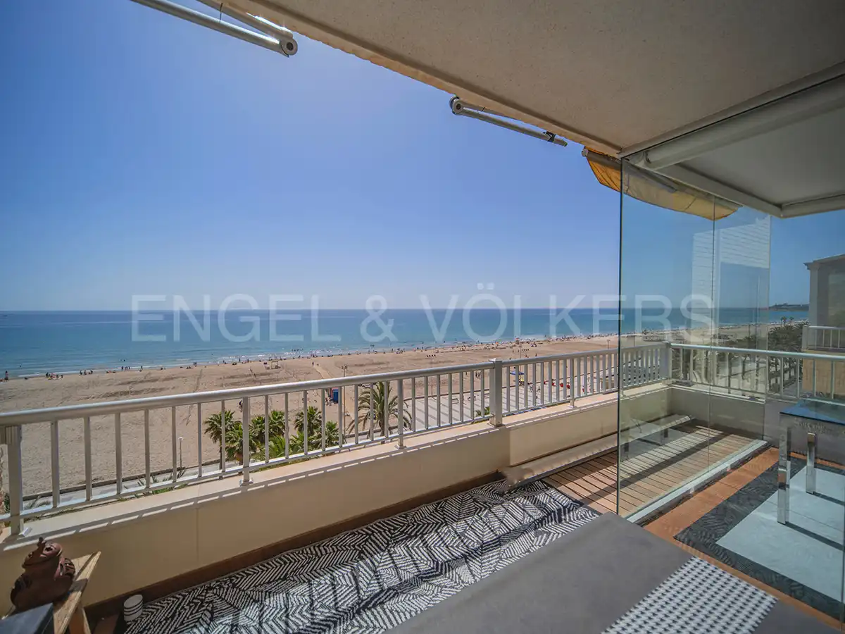 Habitación de Piso en venta en Alicante / Alacant con Aire acondicionado, Calefacción y Terraza
