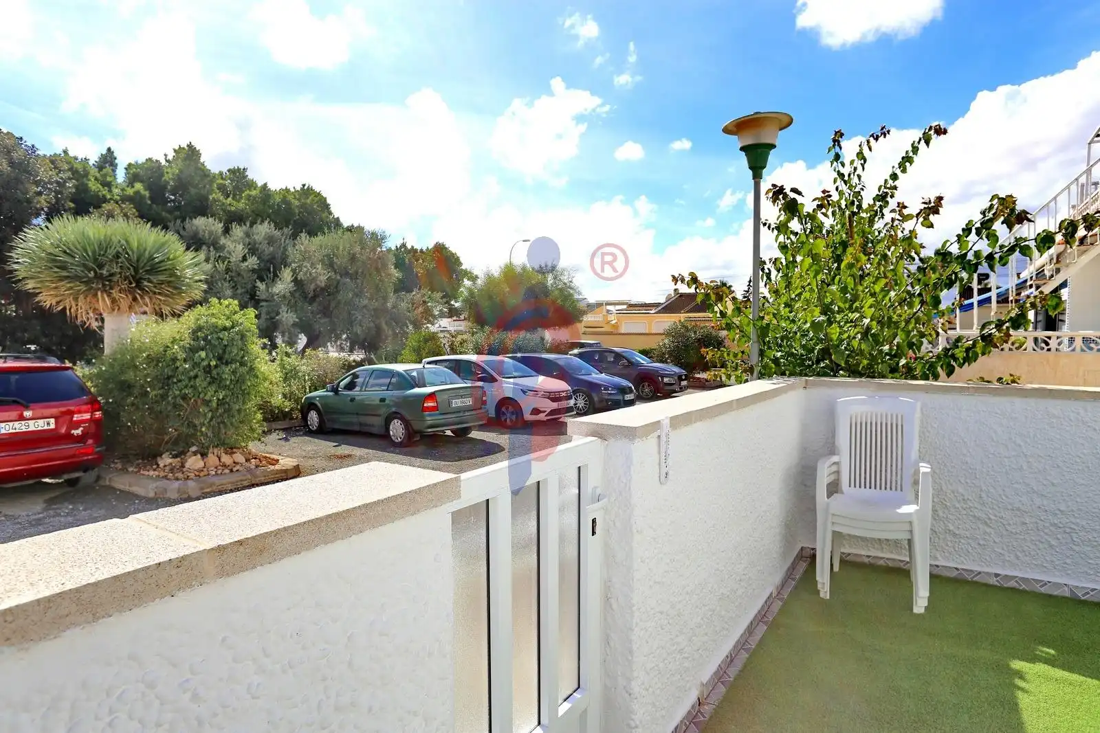 Bungalow con giardino in affitto a Calle Zarauz 229, imagen 2