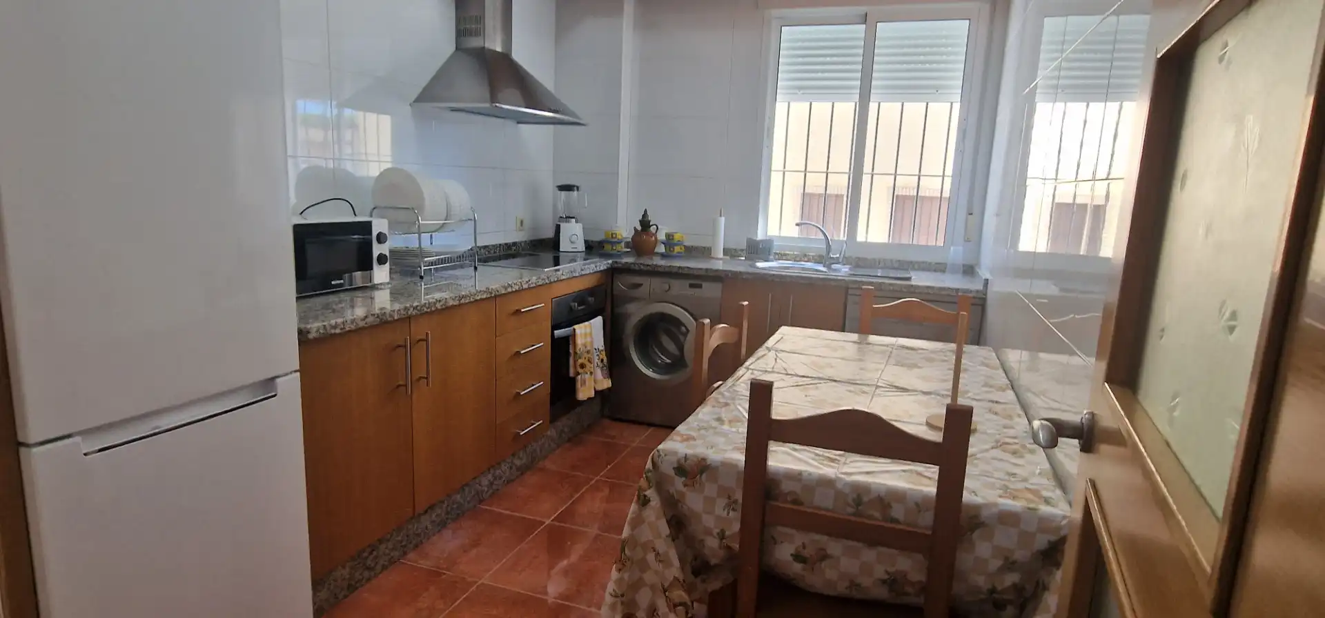 Cocina de Piso de alquiler en Islantilla con Terraza y Amueblado