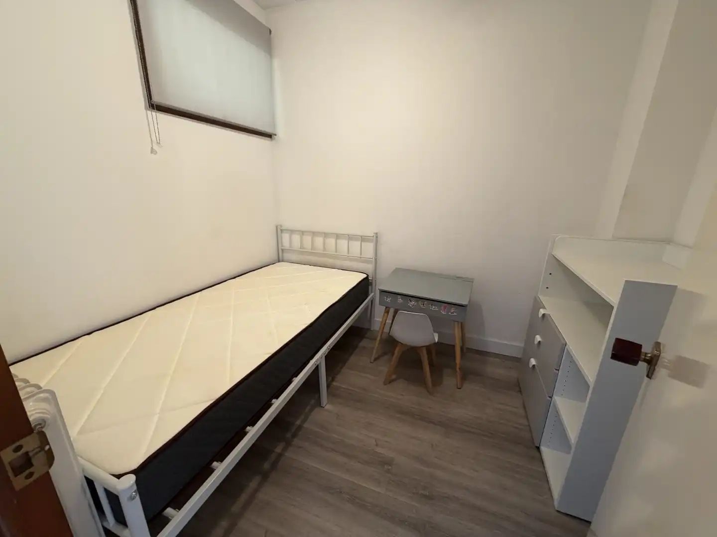 Habitación de Casa adosada en venta en Manlleu con Calefacción, Terraza y Balcón