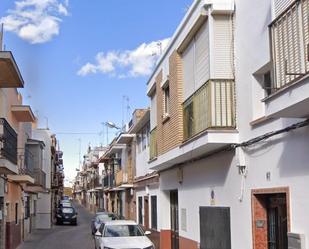 Exterior view of Flat for sale in  Sevilla Capital