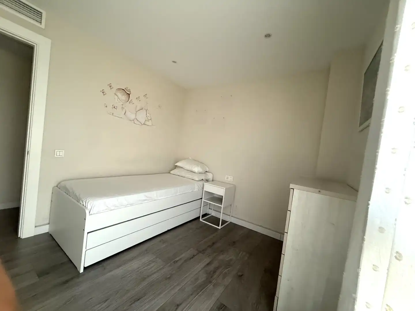 Habitación de Piso de alquiler en Almería con Aire acondicionado, Calefacción y Terraza