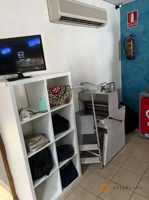 Kitchen of Commercial properties for sale in La Zaida  with Air Conditioner and Furnished