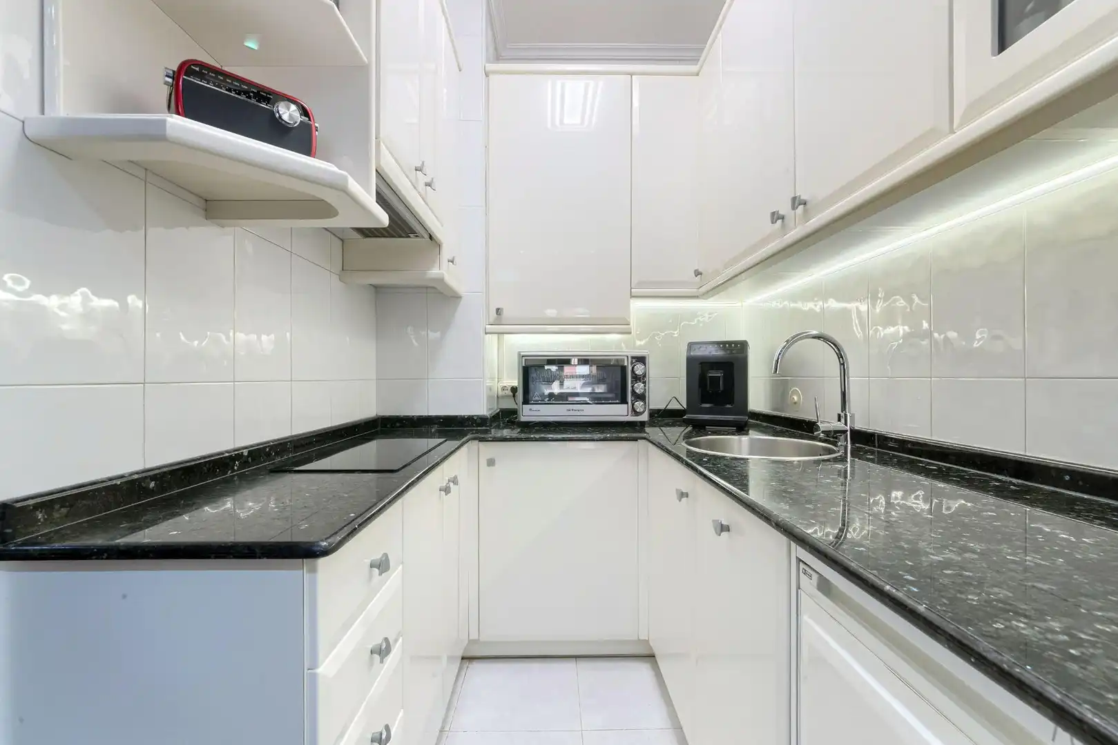 Cocina de Apartamento en venta en Barakaldo  con Calefacción, Trastero y Amueblado