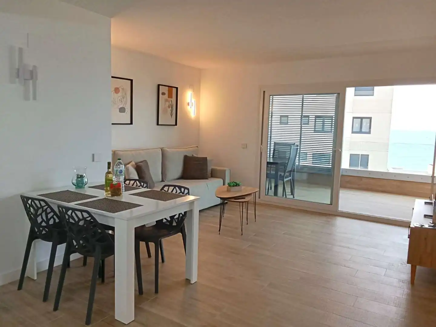 Sala d'estar de Apartament en venda en Torrevieja amb Aire condicionat, Calefacció i Terrassa