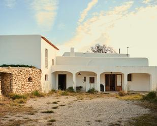 Vista exterior de Finca rústica en venda en Sant Joan de Labritja amb Terrassa i Balcó